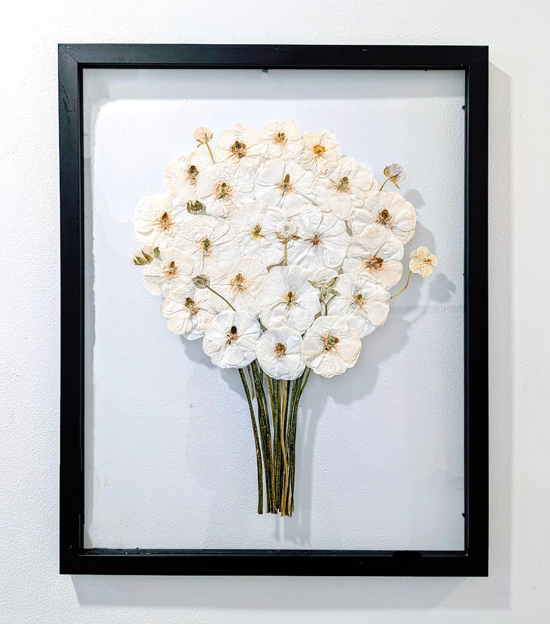 16x20 black floating frame