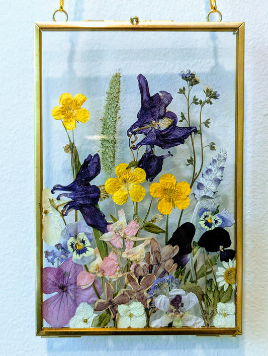 4x6 floating frame with real pressed flowers