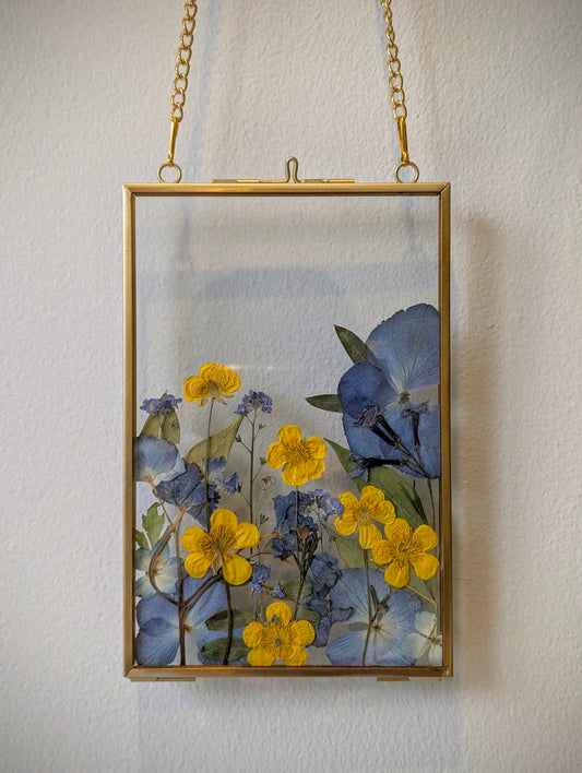 4x6 real pressed buttercups, hydrangeas and forget-me-nots